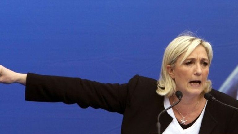 Marine Le Pen speaks at a FN meeting (May 2013)