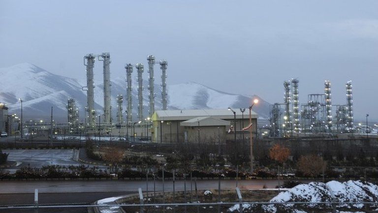 Heavy water plant at Arak (2011)