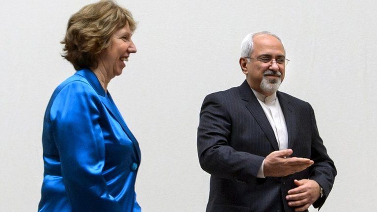 EU High Representative for Foreign Affairs Catherine Ashton and Iranian Foreign Minister Mohammad Javad Zarif, at the start of the two days of closed-door nuclear talks, 15 October