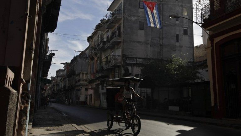 Rickshaw in the streets of Havana