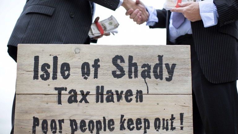 Protesters against tax evasion