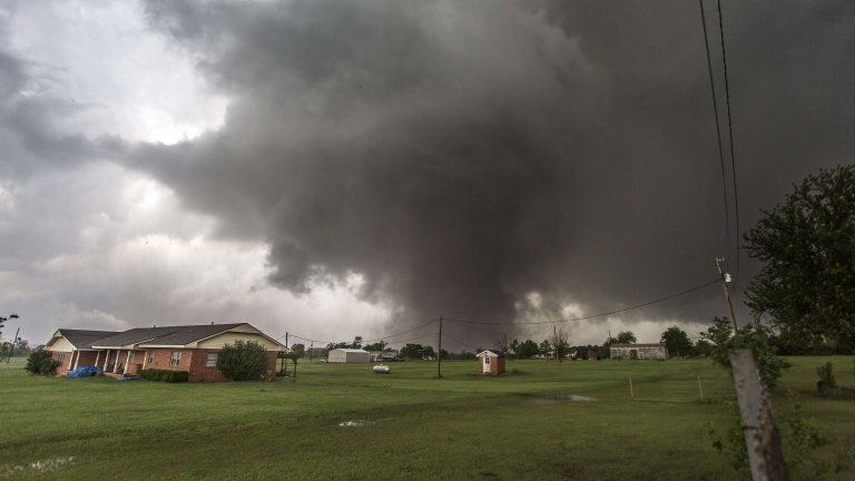 An approaching tornado in Moore, Oklahoma on 20 May 2013