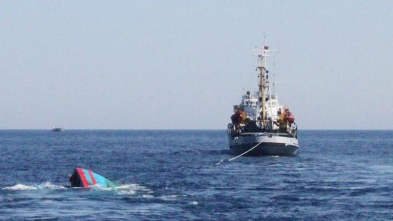 Vietnamese boat sinks after collision with Chinese vessel, 29 May