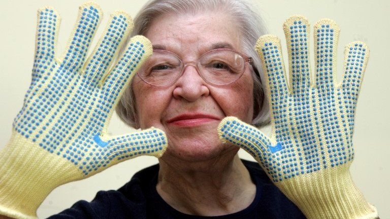 Stephanie Kwolek wears regular house gloves made with the Kevlar she invented in Brandywine Hundred, Delaware, 20 June 2007