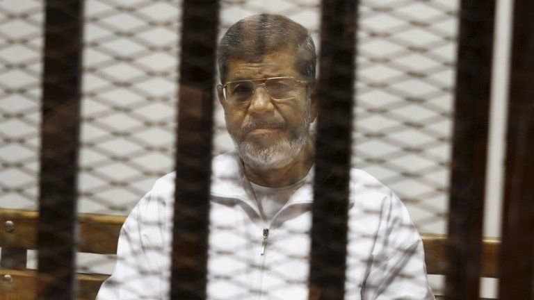 File photo: Mohammed Morsi, 8 May 2014