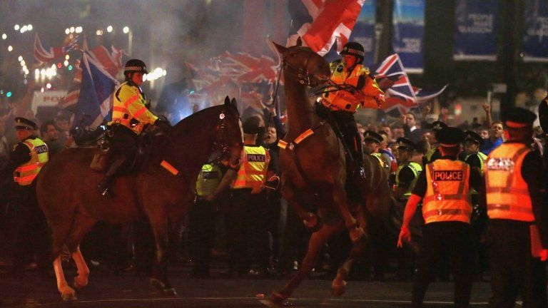 police horse at george square
