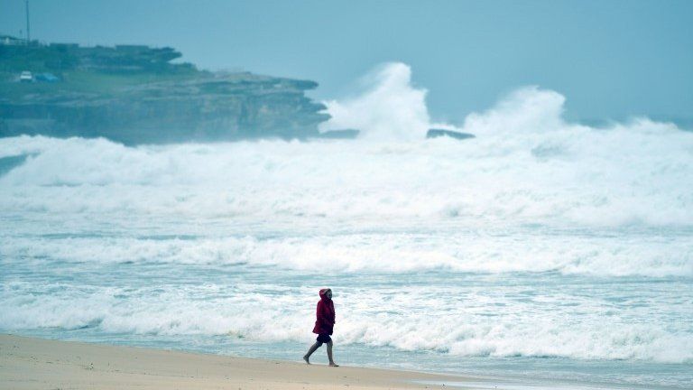 High waves off Bondi Beach, Australia (15 Oct 2014)