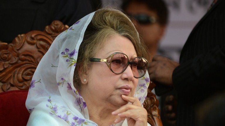 In this photograph taken on January 20, 2014, Bangladesh"s main opposition leader and Bangladesh Nationalist Party (BNP) chairperson Khaleda Zia attends a rally in Dhaka.