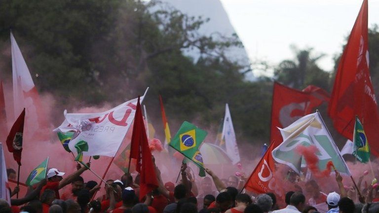 Pro-Rousseff march in Rio de Janeiro