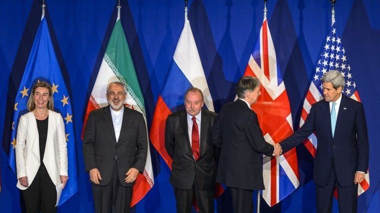 (From L) EU's foreign policy chief Federica Mogherini, Iranian Foreign Minister Mohammad Javad Zarif, Deputy director of the Department for Nonproliferation and Arms Control of the Ministry of Foreign Affairs of Russia Alexey Karpov, British Foreign Secretary Philip Hammond and US Secretary of State John Kerry attend the announcement of an agreement on Iran nuclear talks in Lausanne, 2 April 2015