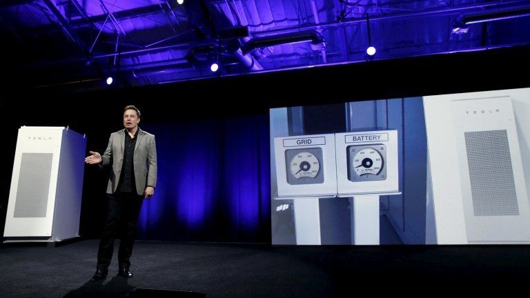 Tesla unveils the home battery