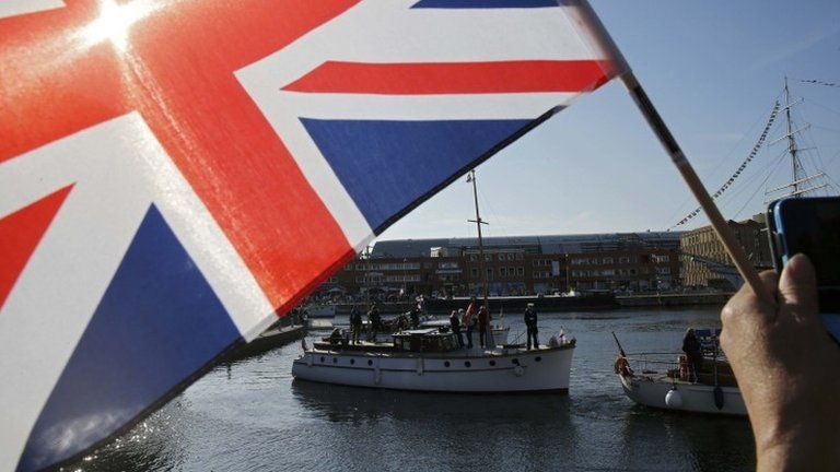 The "little ships" arriving in Dunkirk