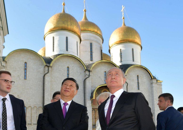 Xi Jinping and Vladimir Putin at the Kremlin