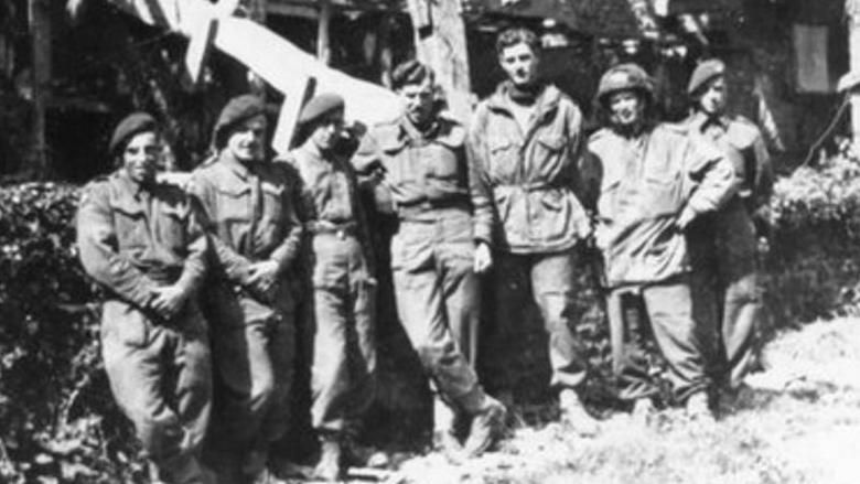 Black and white image of soldiers in a group
