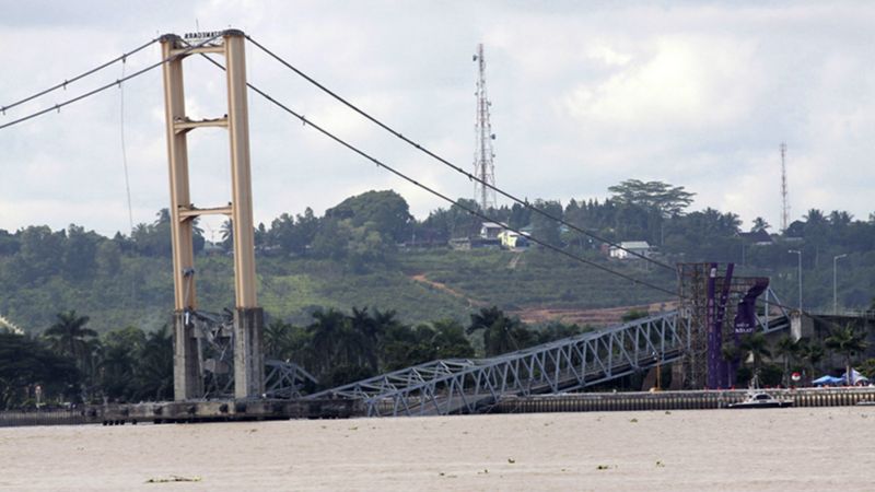 Jembatan Kutai Kartanegara Ambruk Bbc News Indonesia 4331