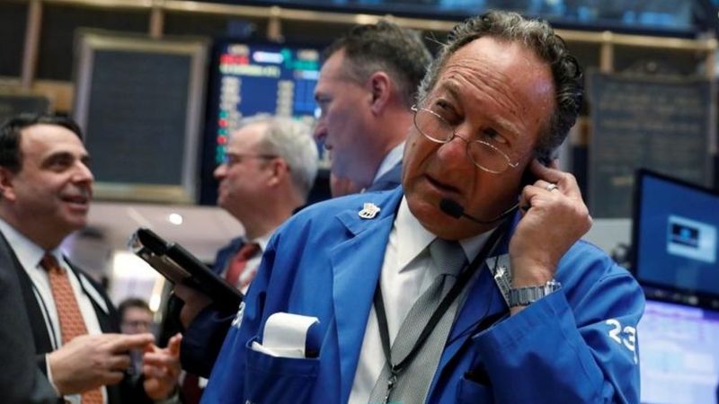 Global Stock Markets Fall As Trump Turmoil Intensifies - BBC News