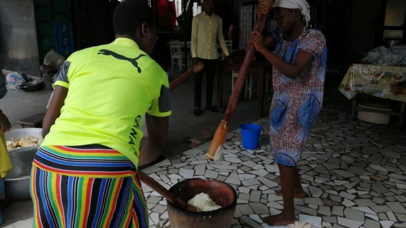 Au Bénin, c'est la période des ignames ! - BBC News Afrique