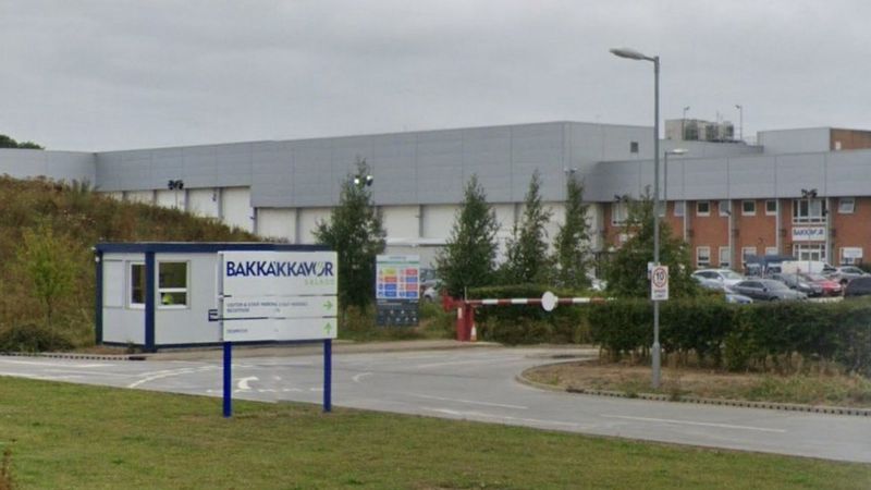 Bakkavor: Sutton Bridge and Leicester factories set to close - BBC News