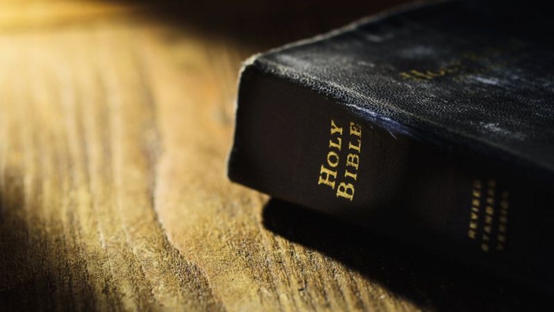 Utah Primary Schools Ban Bible For 'vulgarity And Violence' - BBC News