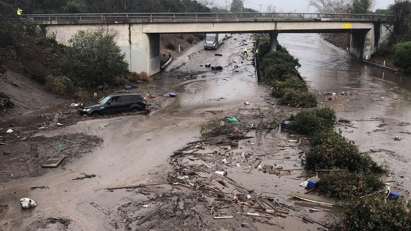 In Pictures: Mudslides Cause Chaos In California - BBC News