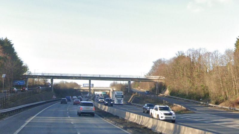 A1(M) motorists face delays at Doncaster after collision - BBC News