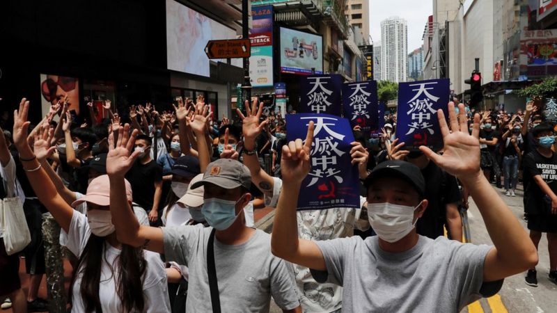 Hong Kong Police Fire Tear Gas As Protesters Decry China Security Law Plan Bbc News