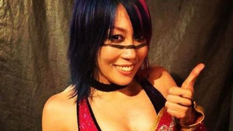 Asuka Is First Female Wwe Royal Rumble Winner Bbc News