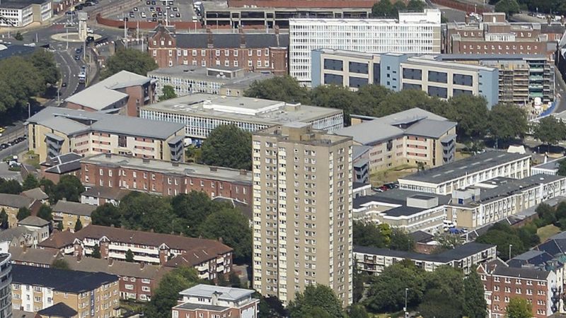 Portsmouth Gas Leak: Tower Block Residents Return To Flats - BBC News