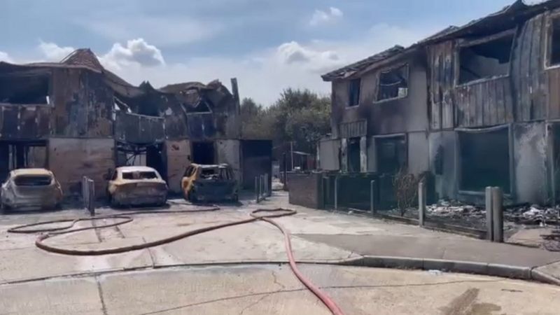 London Wildfires: Crews Say They Experienced Absolute Hell - BBC News