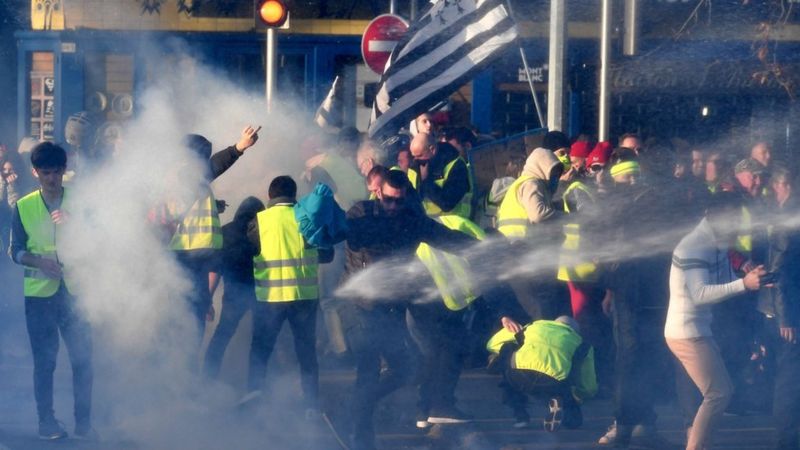 Составьте план ответа по теме движения протеста во франции в период июльской монархии