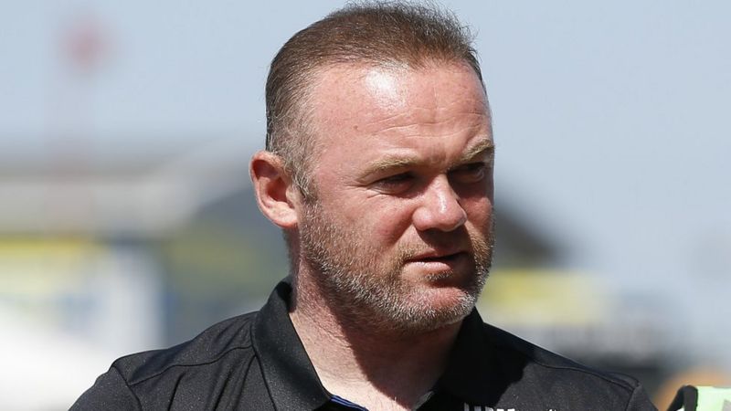 Wayne Rooney Cheshire Police Reviewing Blackmail Complaint Bbc News 