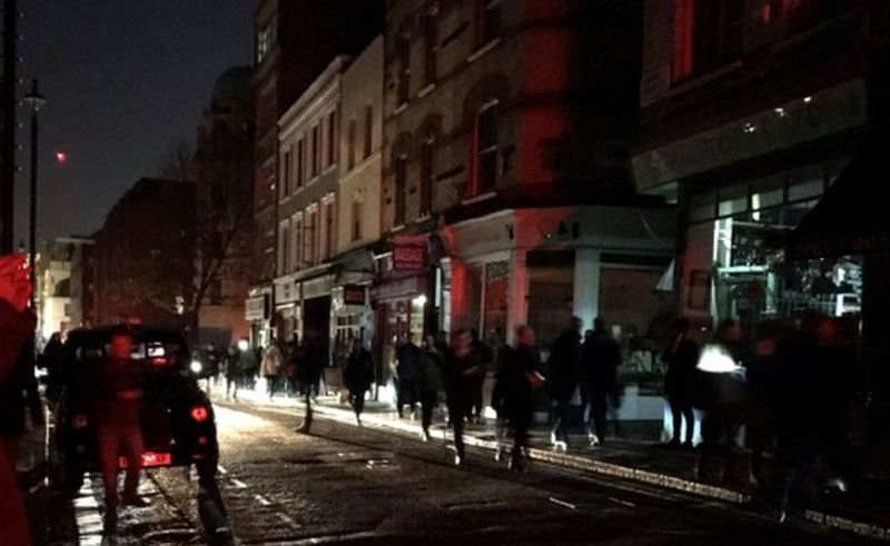 Blackout Hits Londons Soho On Black Friday Bbc News