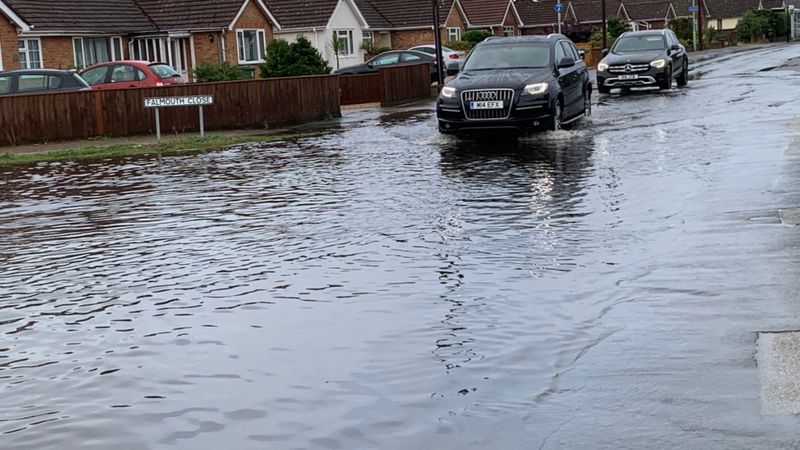 Heavy Rain In Eastern England Causes Floods And Travel Disruption - BBC ...