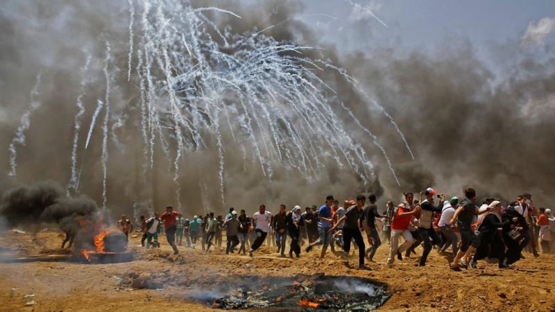 ガザ地区でイスラエル軍発砲、パレスチナ人55人死亡 米大使館移転抗議で - BBCニュース