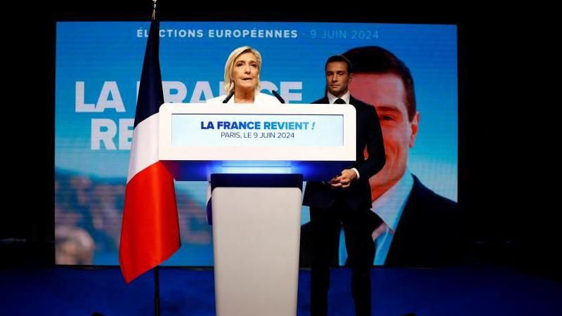  Jordan Bardella, President of the French far-right National Rally (Rassemblement National - RN) party and head of the RN list for the European elections, and Marine Le Pen, President of the French far-right National Rally party parliamentary group