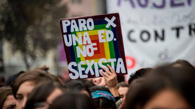 La Marcha En Topless Contra La Violencia Machista Y A Favor De La