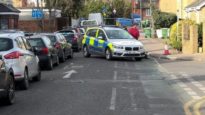 Erith shooting: Fifth person charged after man found fatally shot - BBC ...