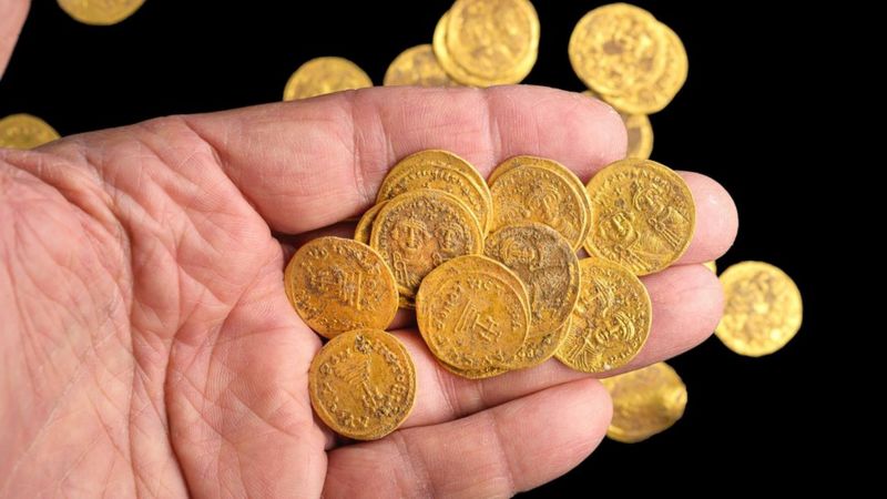 Gold Coins Hidden In 7th Century Found In Wall - BBC News