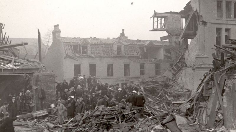 Crosby 'brick beach' Blitz secrets revealed by student - BBC News