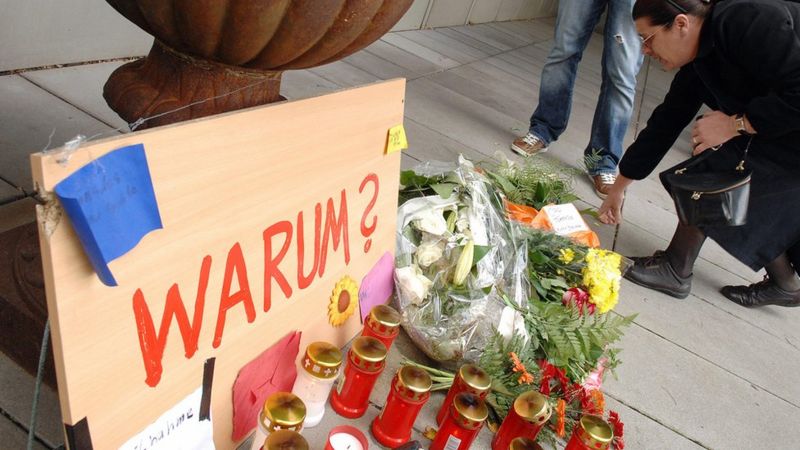 Homenaje luego de una matanza en Alemania.