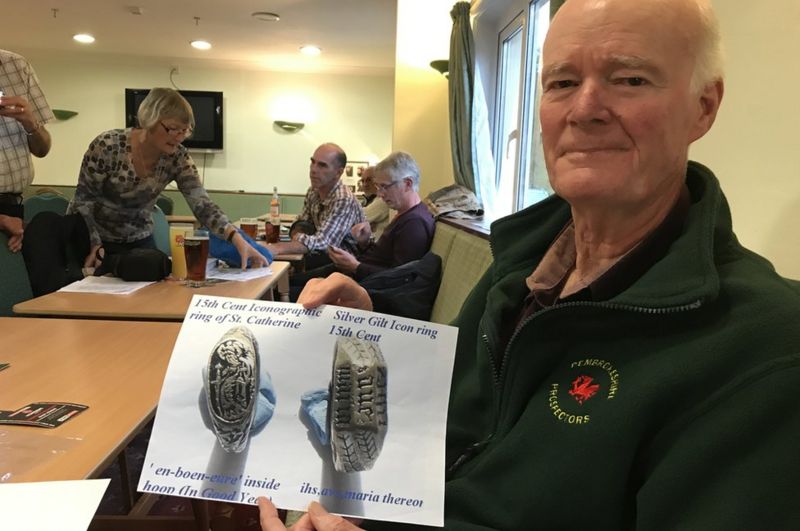 Pembrokeshire metal detectorists unearth hidden treasures BBC News