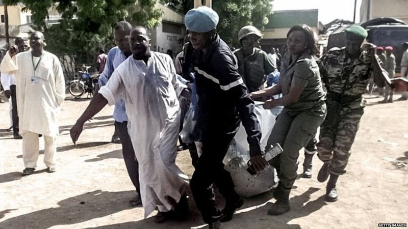 Nigeria's Boko Haram crisis: Many dead in Gombe bombing - BBC News