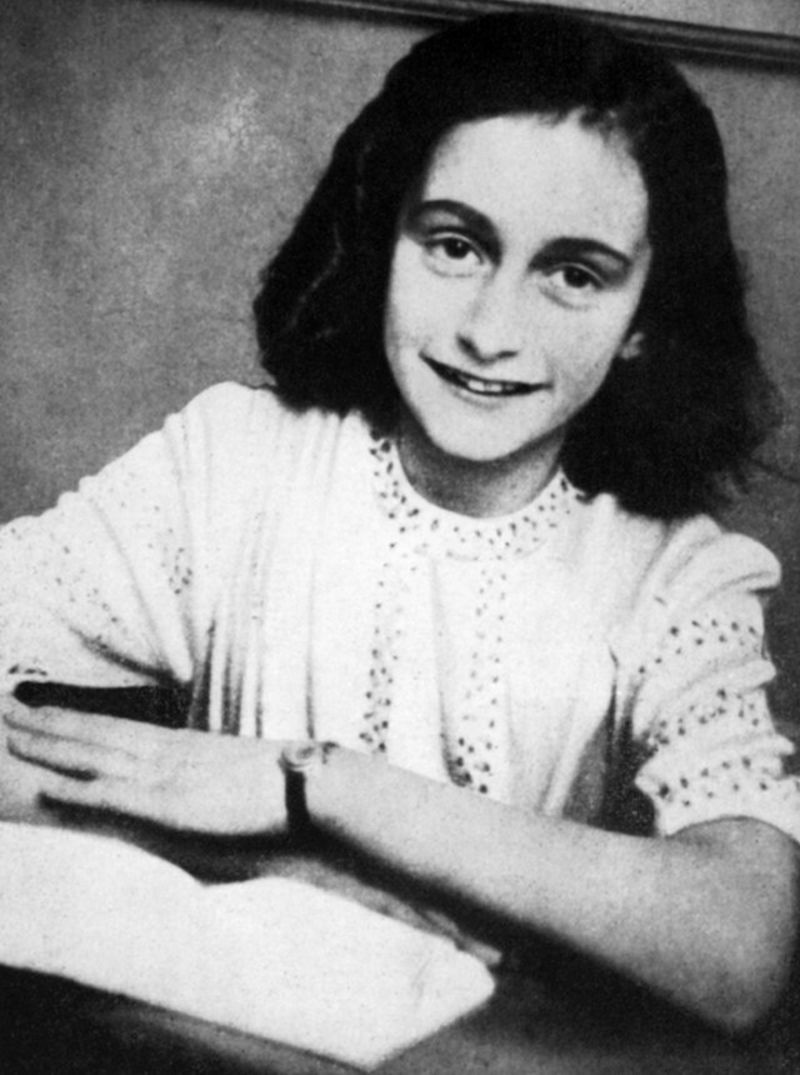 Anne Frank may have been discovered by chance, new study says - BBC News