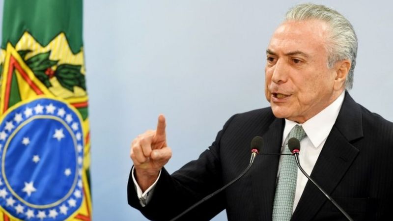 Michel Temer: Brazil president 'won't quit' over bribe claim - BBC News