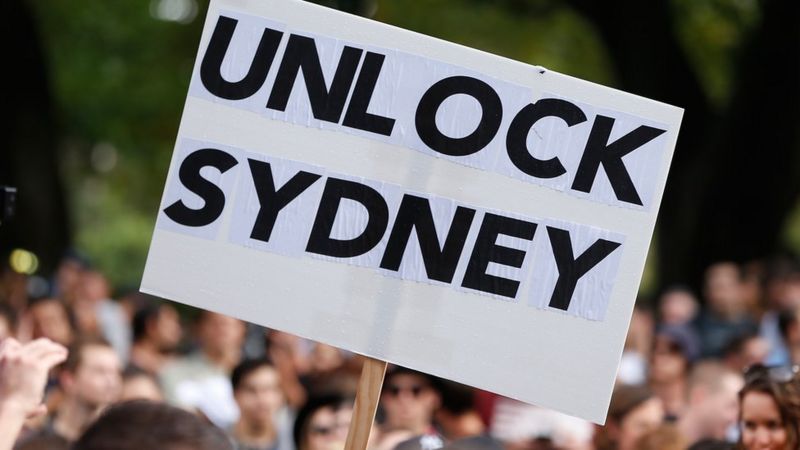 Sydneys Controversial Bar Curfews Have They Worked Bbc News 
