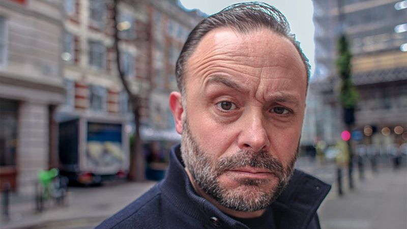 Geoff Norcott: Should my son bother going to uni? - BBC News