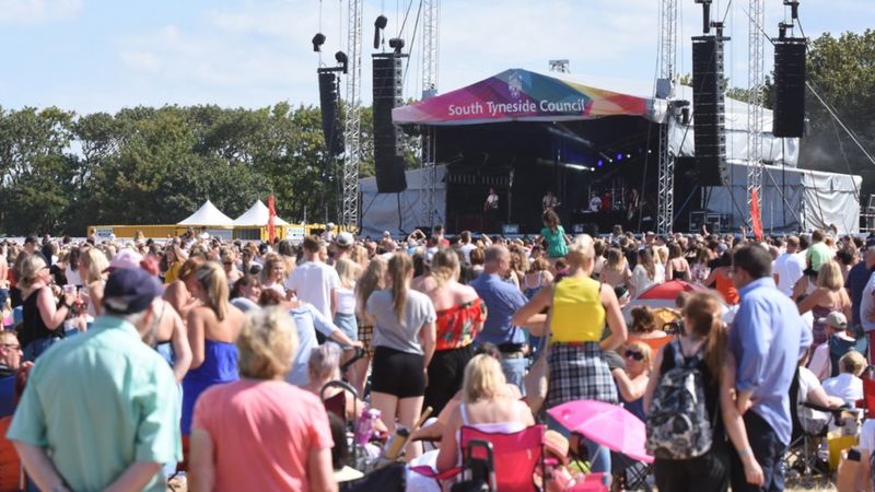 South Tyneside Festival cancelled over Covid uncertainty - BBC News