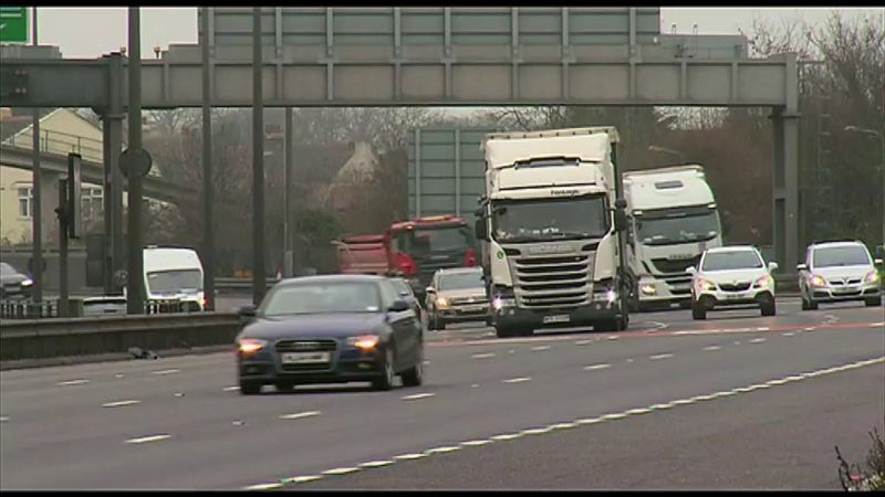 Dartford Crossing excluded from pollution assessments - BBC News