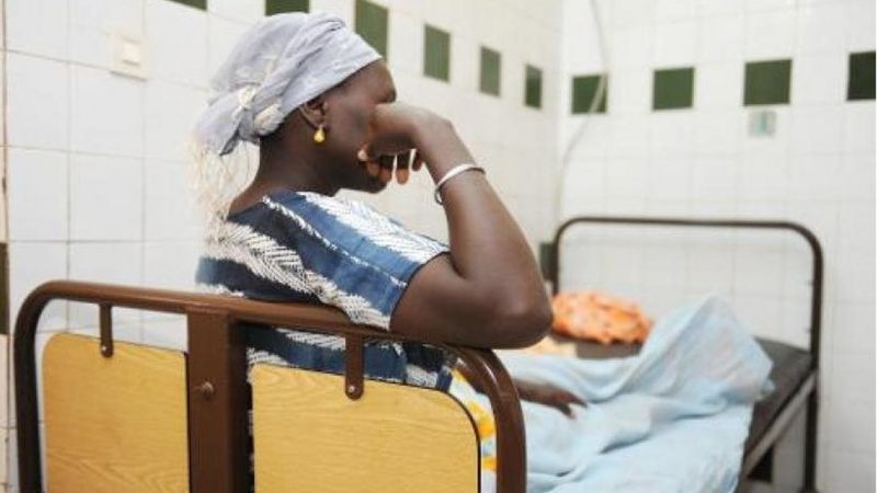 Au Monde. Ce Qu'accoucher Veut Dire. Une Sage-femme Raconte... Une Kenyane maltraitée lors de son accouchement indemnisée - BBC News