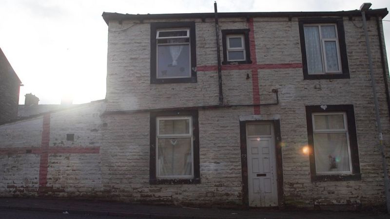 "Pasé de ser un peligroso traficante de drogas a salvar vidas como pastor religioso" 4 116200550 1400 burnley streets4